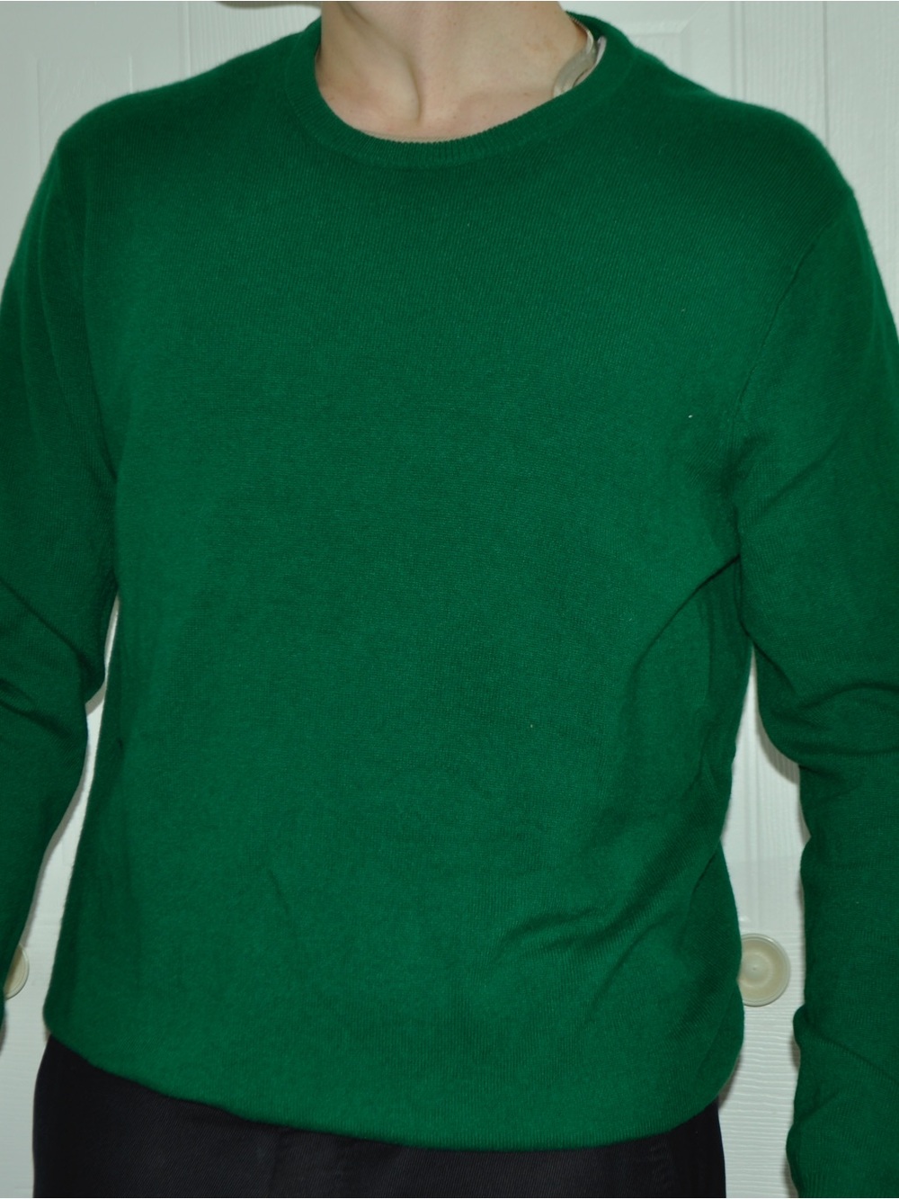 Men's 100% Cashmere Classic Crewneck Sweater in Emerald Green - Picture 2 of 2